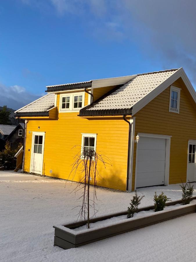 Sandvik Garasjeloft ヴォス エクステリア 写真
