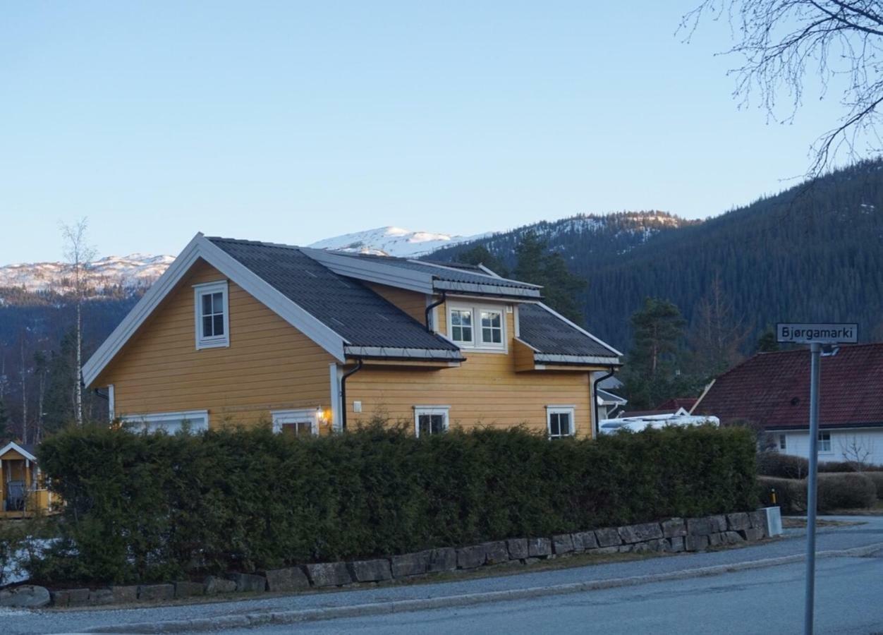 Sandvik Garasjeloft ヴォス エクステリア 写真